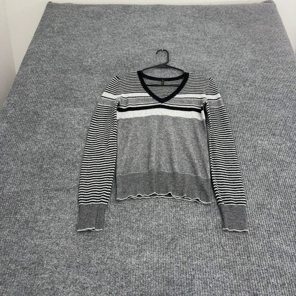 Stile Benetton Sweater Womens S Grey Wool Blend Striped V Neck Casual Preppy